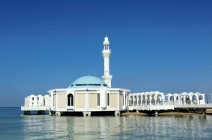 15 Famous Places to Visit in Saudi Arabia