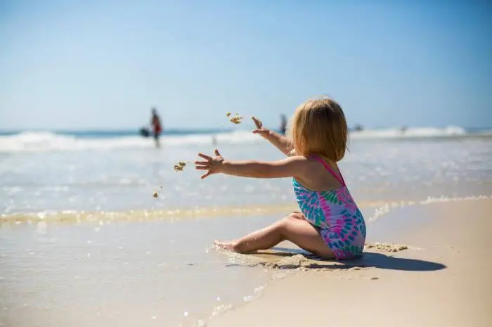 Tips to Keep Kids Entertained at the Beach